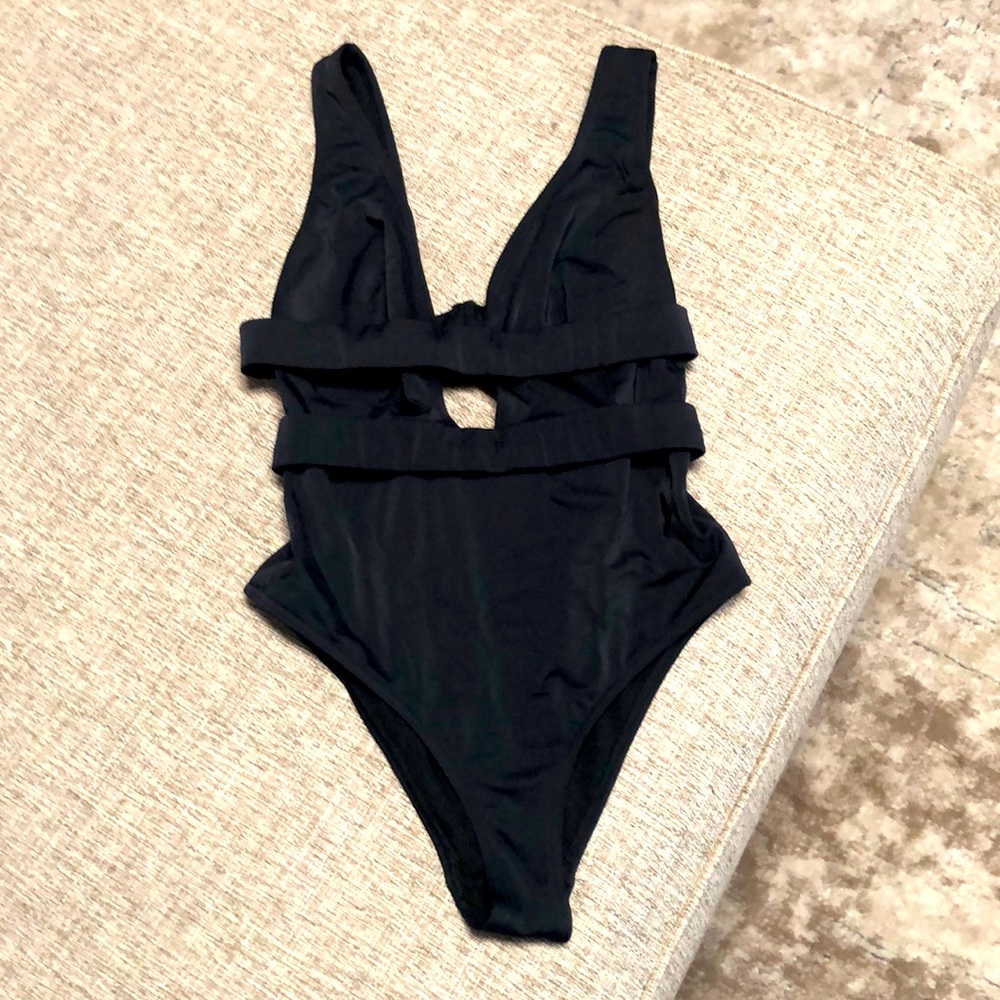 One piece swimsuit